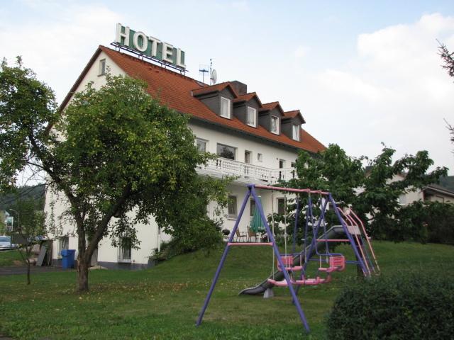 Hotel Linden Knüllwald Extérieur photo