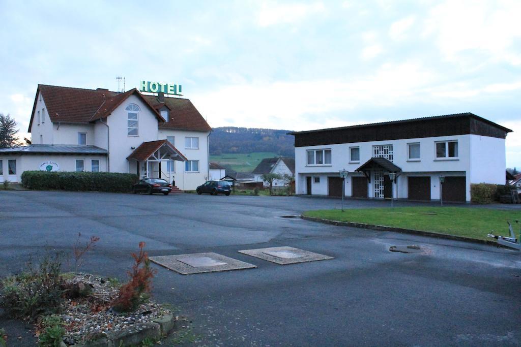 Hotel Linden Knüllwald Extérieur photo